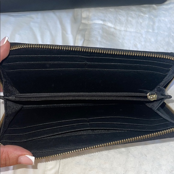 Michael Kors Black Satchel and Wallet Set - Picture 5 of 6